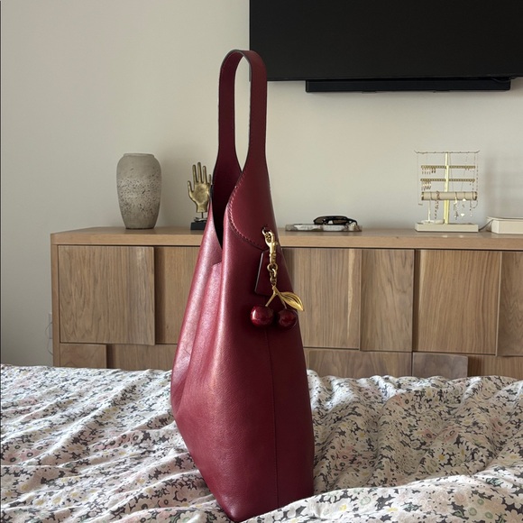 Coach Brooklyn Shoulder Bag 39 in Red / Burgundy - Picture 3 of 17